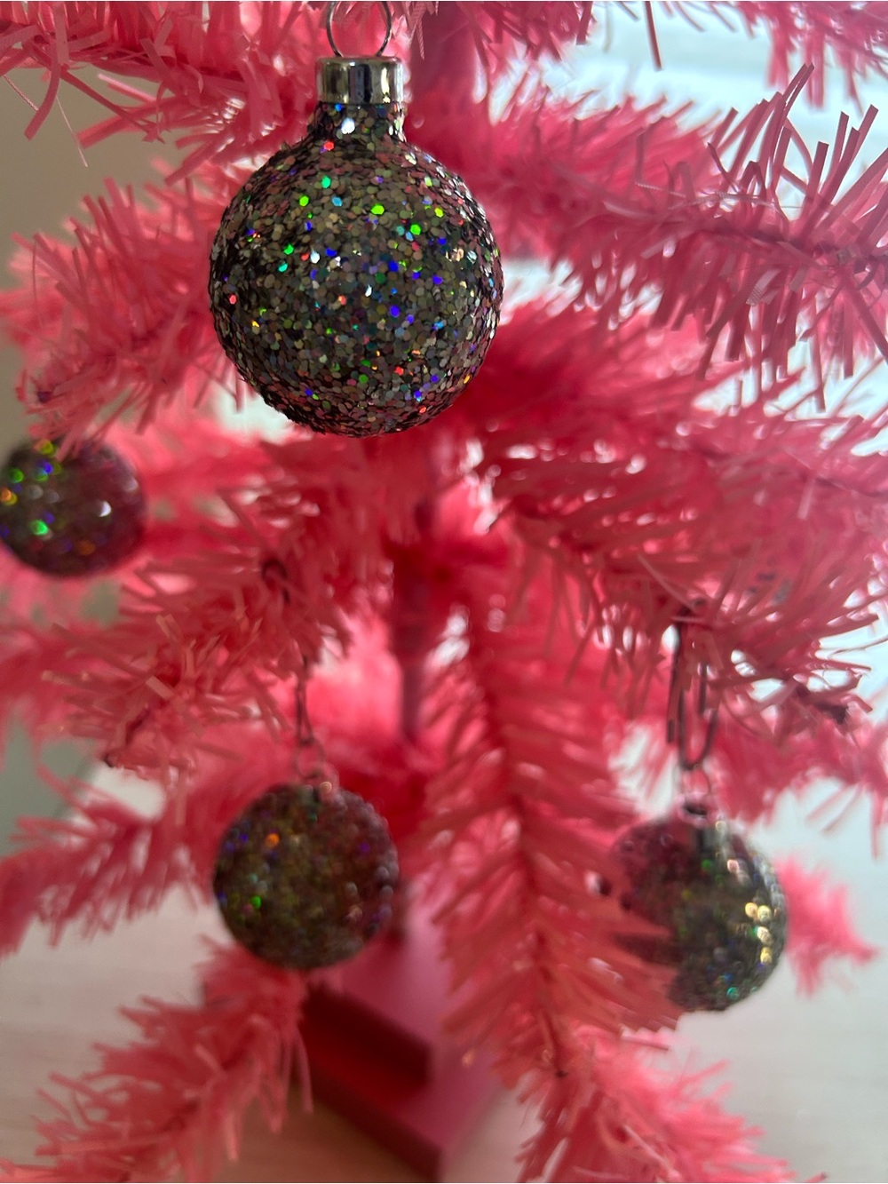 Silver Glitter Ball Ornaments and Pink mini tree
